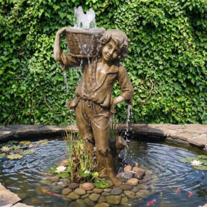 Fontein Beton Jongen met Korf 1,10 m