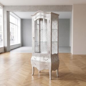 Vitrine in barokstijl zilver