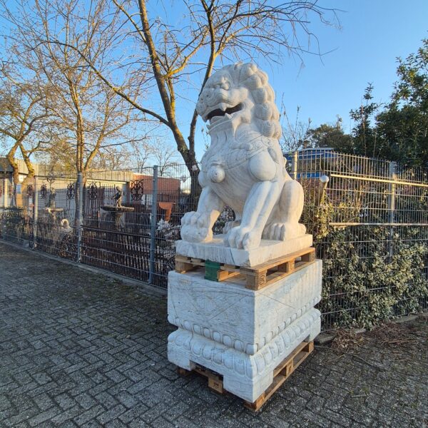 Marmeren Beeld Tuinbeel Leeuw op Sokkel 1,65 m - Afbeelding 3