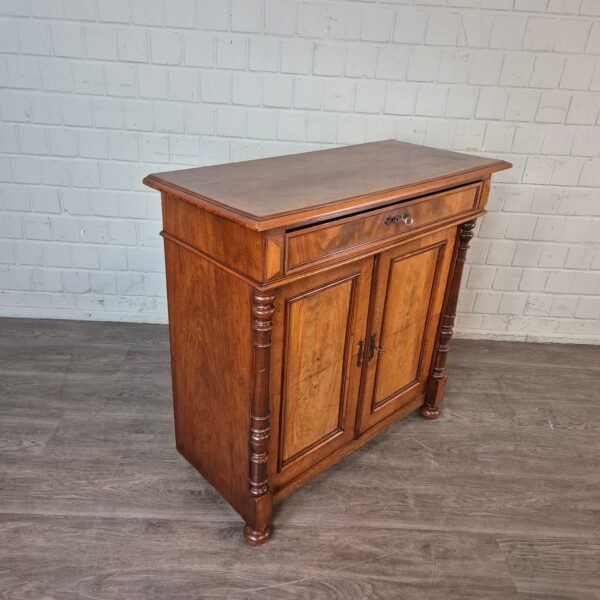 Commode Gründerzeit 1880 Noten