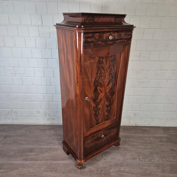 Zilverkast Kast Biedermeier 1850 Mahonie