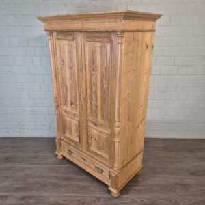 Kast Kledingkast Gründerzeit 1880 Grenen