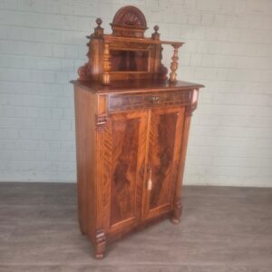 Vertico met Opstand Gründerzeit 1880 Mahonie