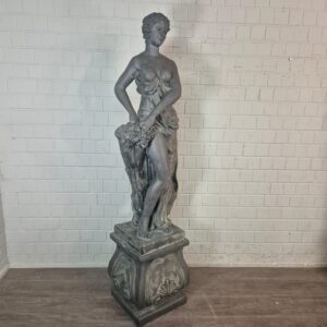 Beeld Vrouw 2,30 m Brons 1920