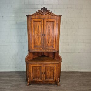 Hoekkast Louis Philippe 1860 Essenhout