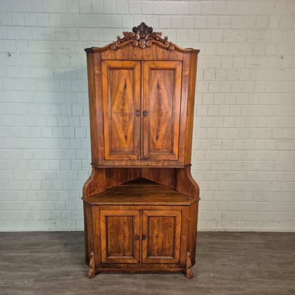Hoekkast Louis Philippe 1860 Essenhout