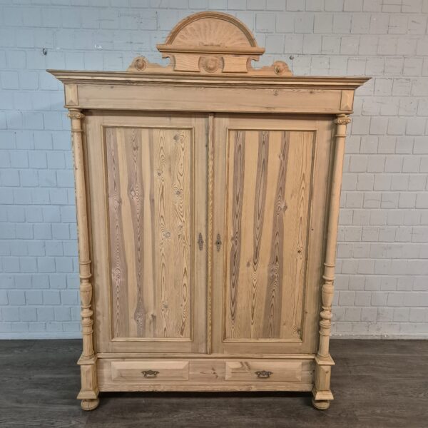 Kast Kledingkast Gründerzeit 1880 Grenen