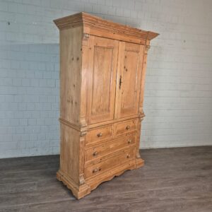 Kast Kledingkast Gründerzeit 1880 Grenen