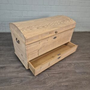 Dekenkist Kist Gründerzeit 1880 Grenen