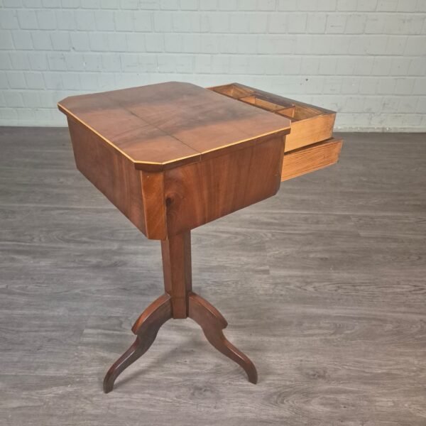 Naaitafeltje Biedermeier 1830 Mahonie - Afbeelding 12