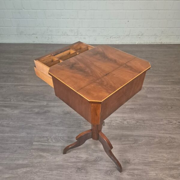 Naaitafeltje Biedermeier 1830 Mahonie - Afbeelding 11