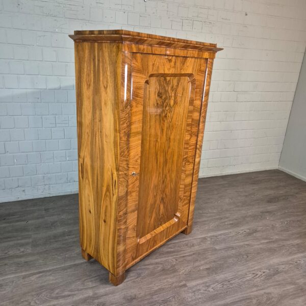Kast Kledingkast Biedermeier 1820 Noten