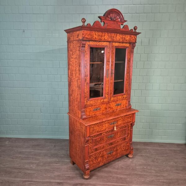 Vitrine Gründerzeit 1880 Berkenhout