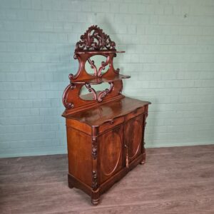 Kast Louis Philippe 1860 Mahonie