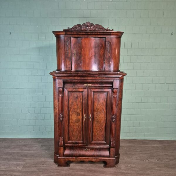Hoekkast Biedermeier 1840 Mahonie