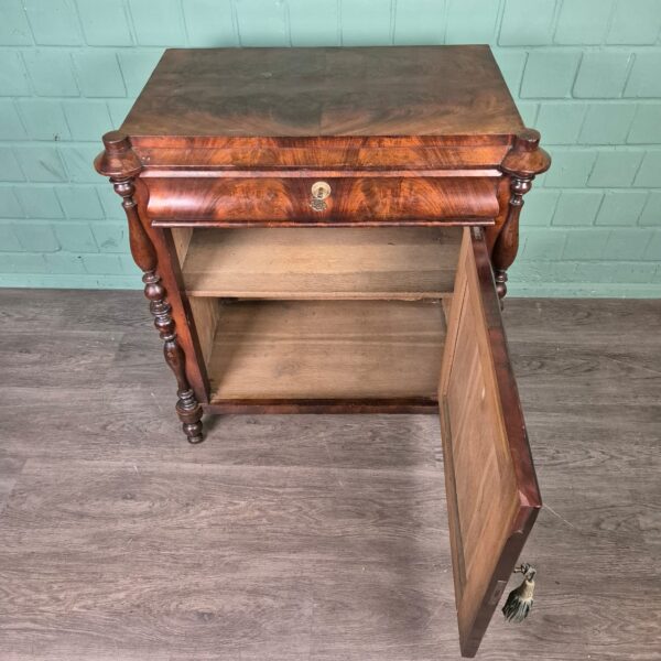 Kastje Biedermeier 1850 Mahonie - Afbeelding 13