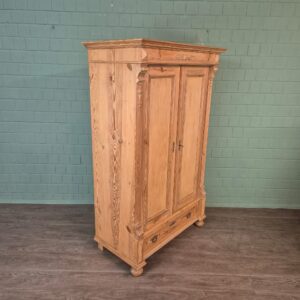 Kast Kledingkast Gründerzeit 1880 Grenen
