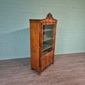 Servieskast Vitrine Biedermeier 1860 Noten