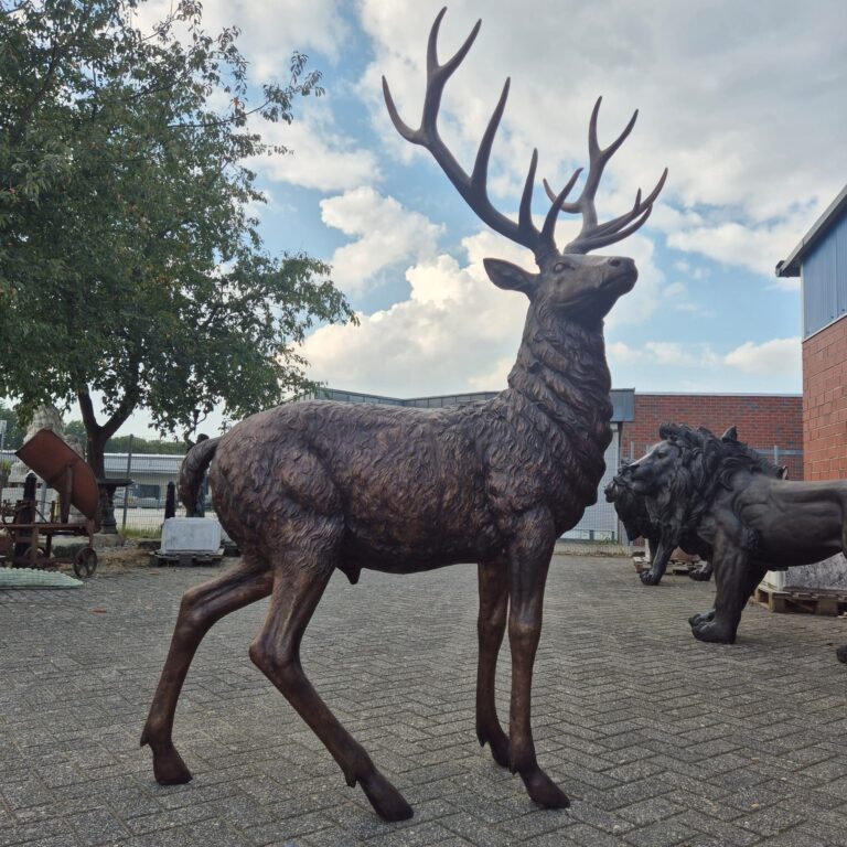 Beeld Tuinbeeld Hert Brons 2,30 m - Afbeelding 3