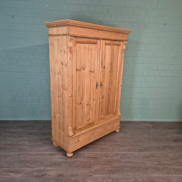 Kast Kledingkast Gründerzeit 1880 Grenen