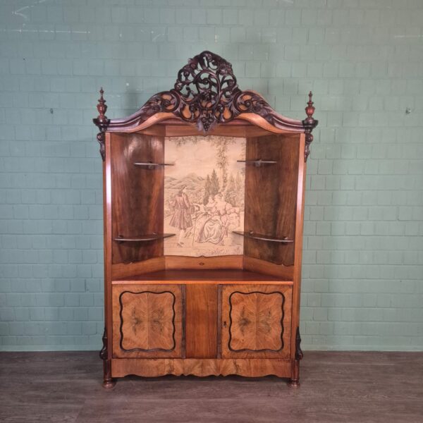 Hoekkast Biedermeier 1860 Noten