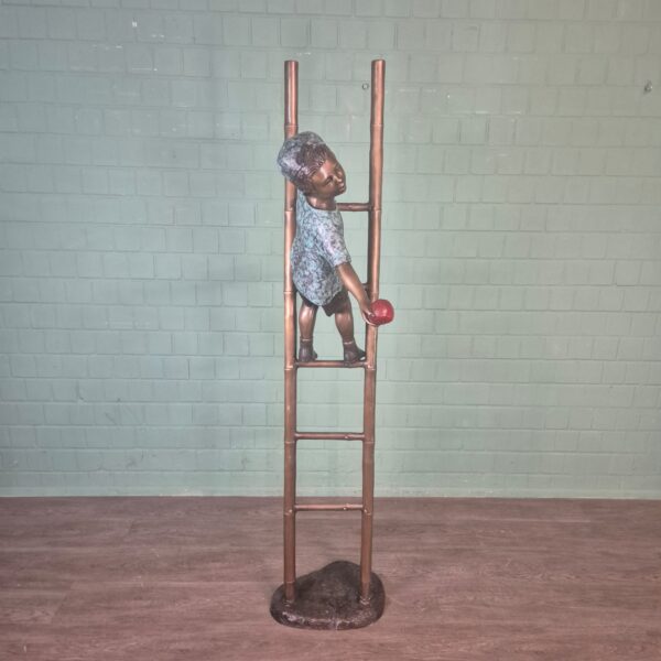 Beeld Tuinbeeld Jongen op Ladder Brons 2,06 m - Afbeelding 6