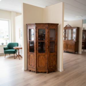 Hoekkast Biedermeier 1850 Noten