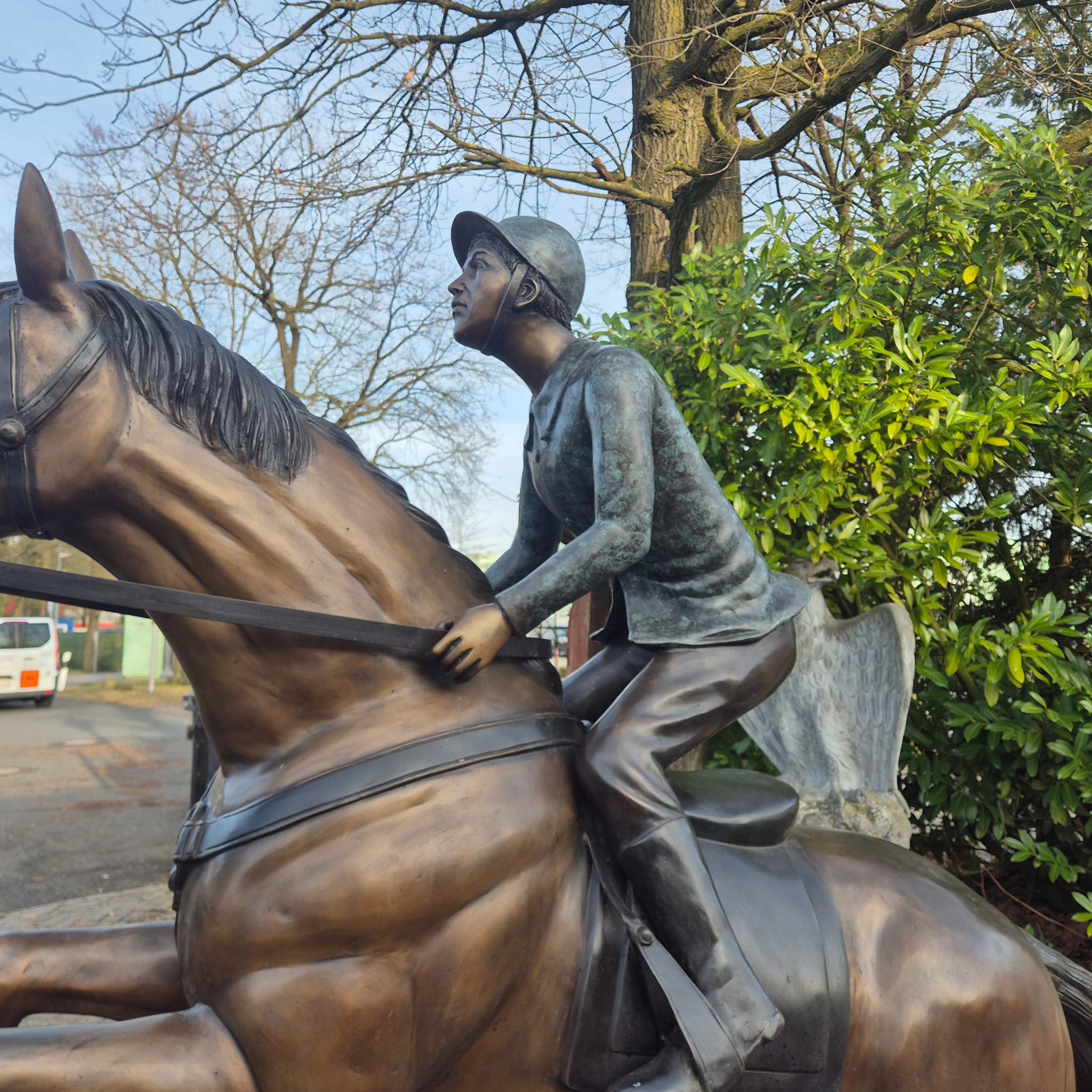 Beeld Tuinbeeld Paard met Ruiter Brons 2,10 m - Afbeelding 15