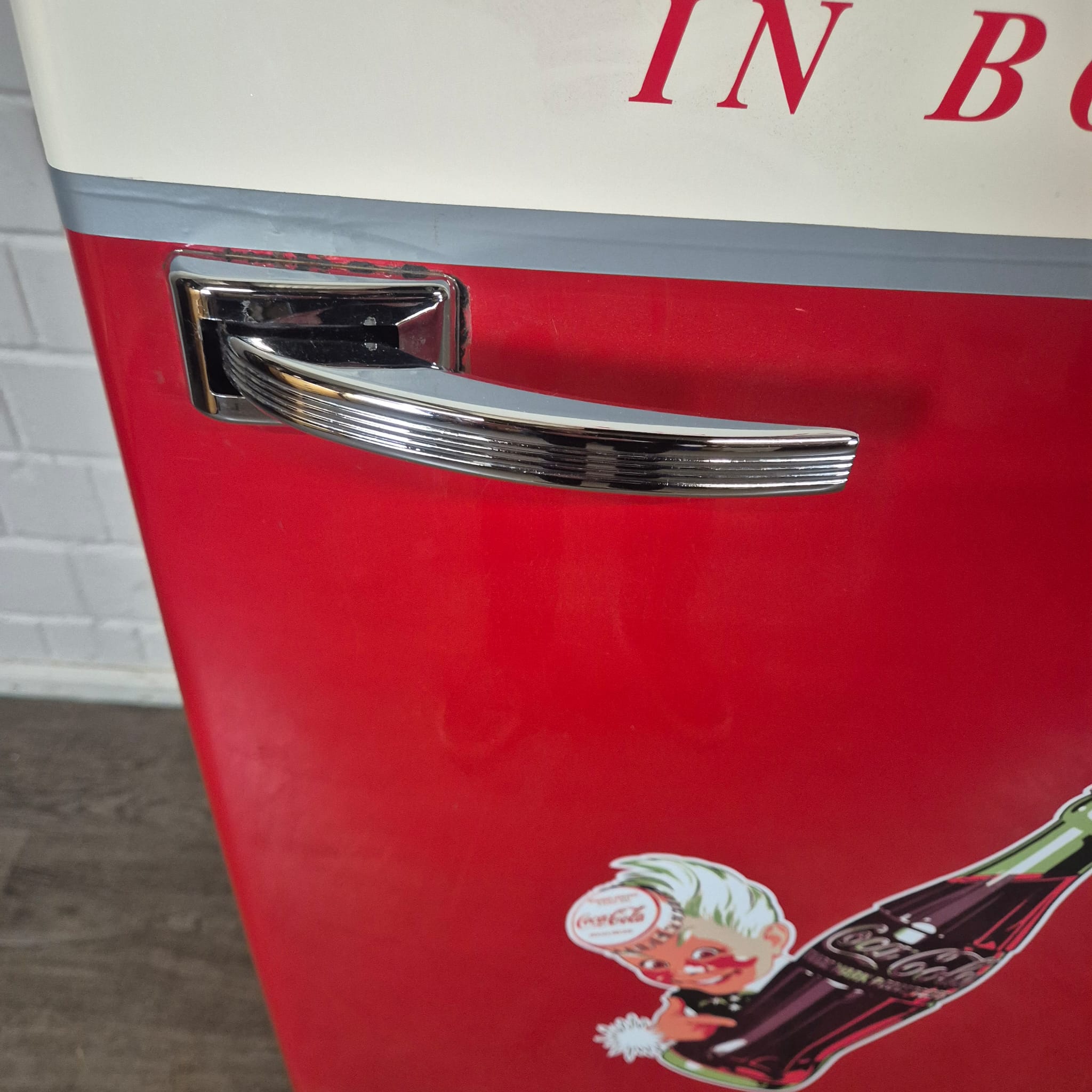 Koelkast Bosch Classic Edition Coca-Cola - Afbeelding 9