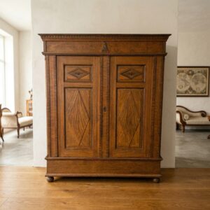 Kledingkast Linnenkast Neo-renaissance 1870 Eiken