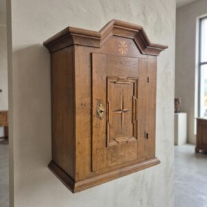 Hangkastje Laat-barok 1780 Eiken