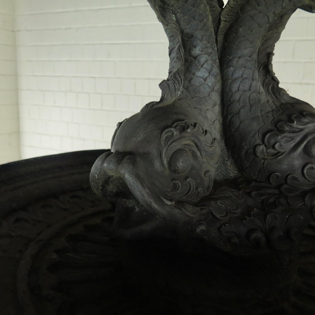 Brunnen Wasserspeier Frauen Bronze 2,70 m