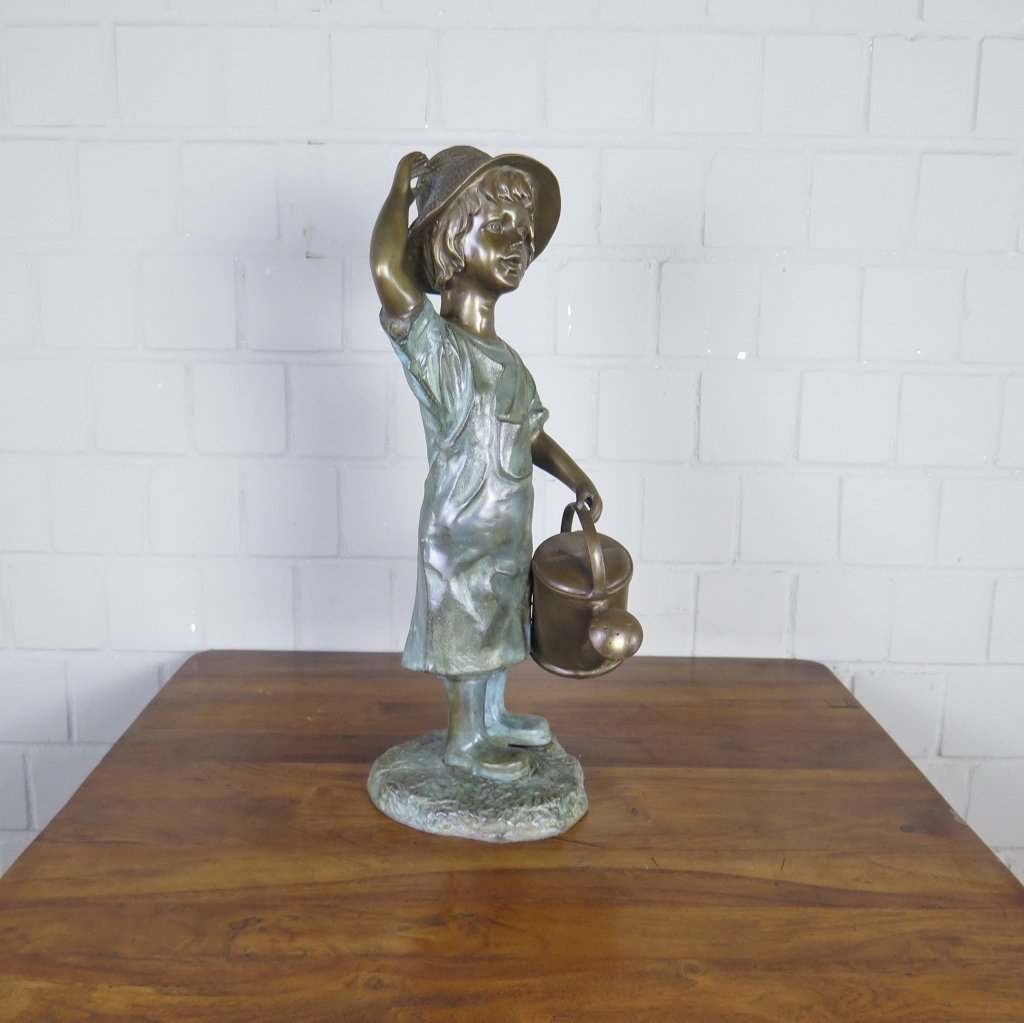 Wasserspeier Kind mit Gießkanne Bronze 0,70 m