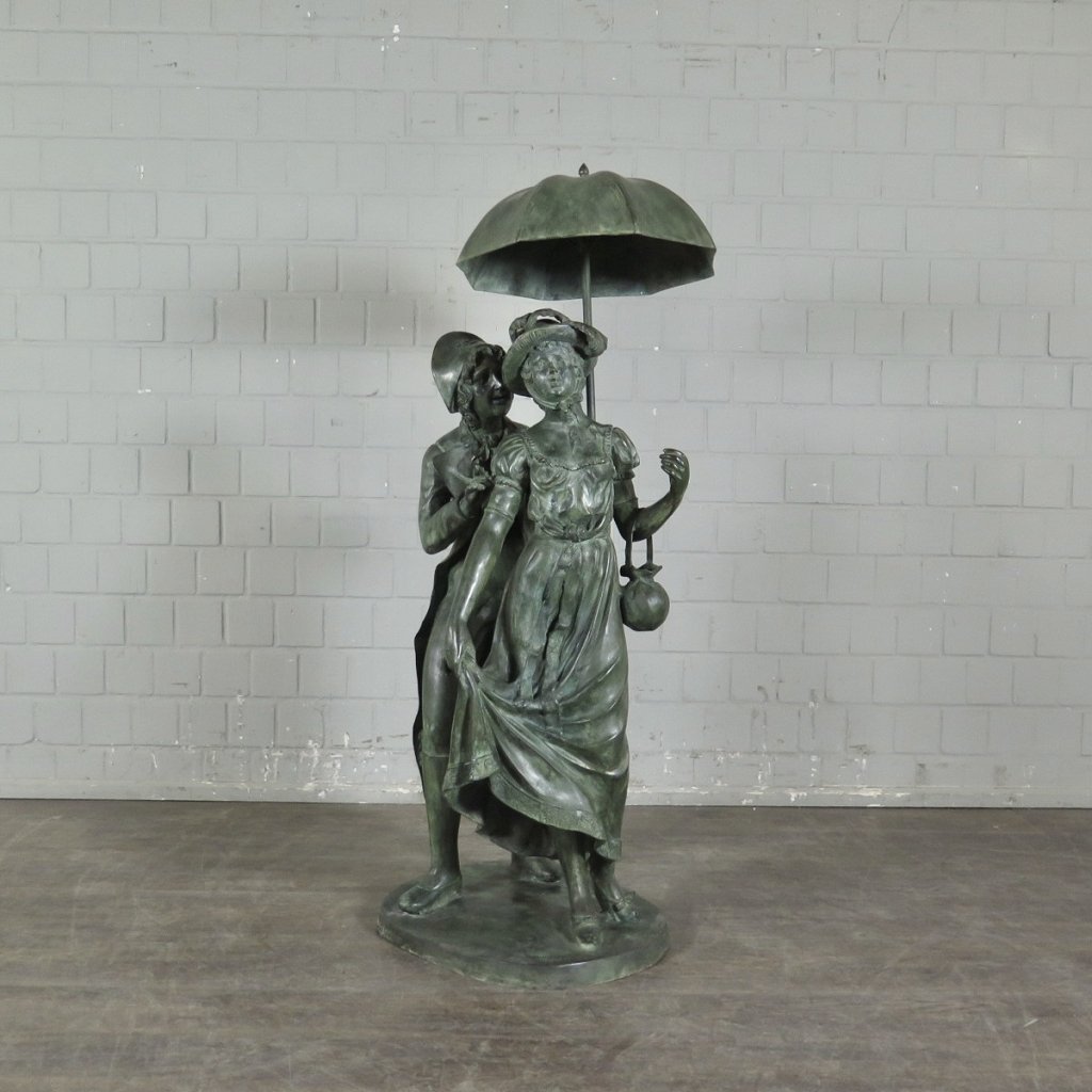Wasserspeier Wasserspiel Paar unter Schirm Bronze 1,45 m