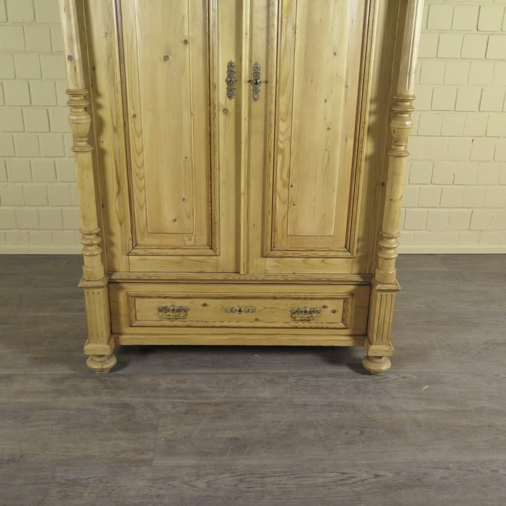 Schrank Kleiderschrank Gründerzeit 1880 Kiefer